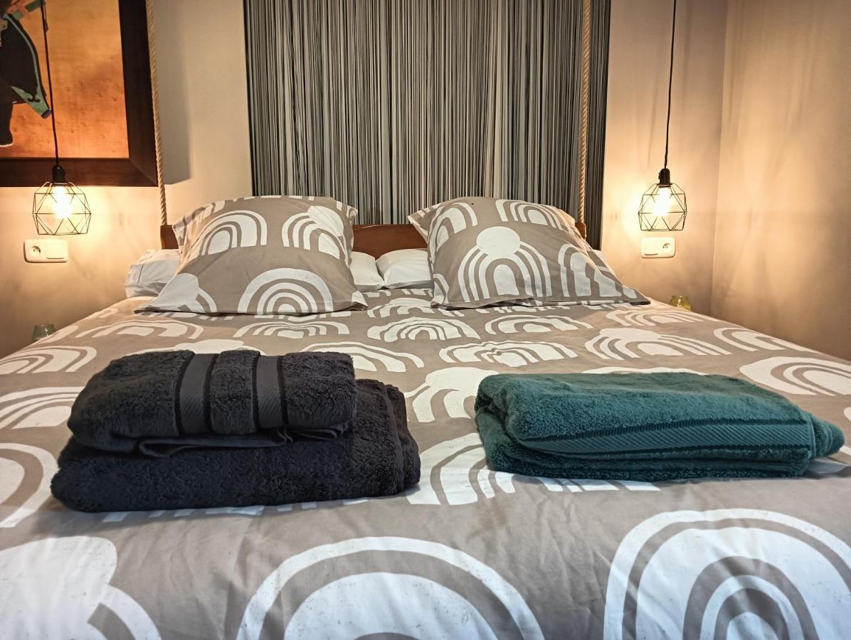 Chatescos - Estudio En Chateau Luaran gambar