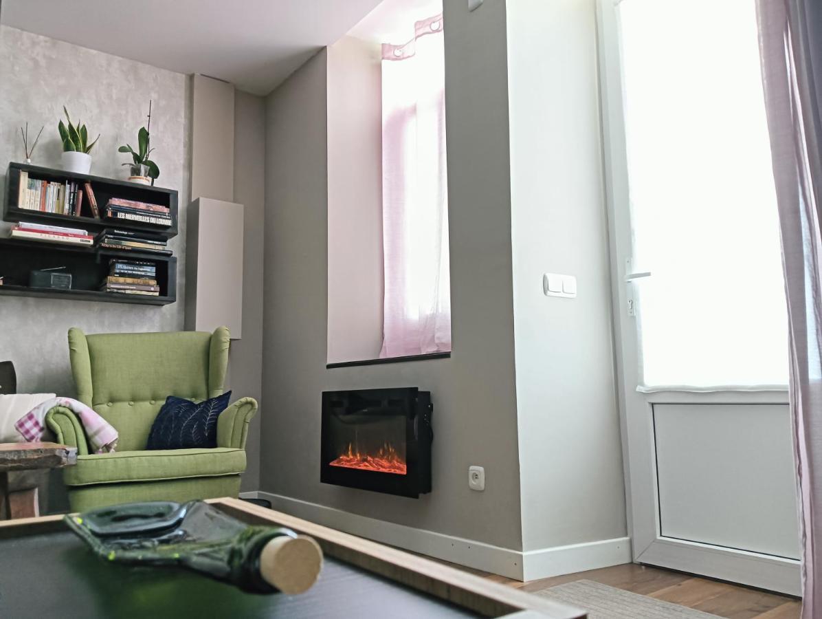 Chatescos - Estudio En Chateau Luaran gambar