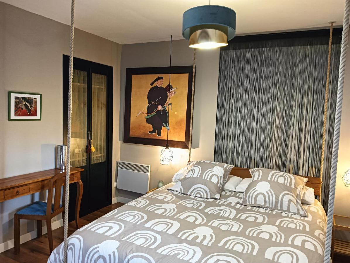 Chatescos - Estudio En Chateau Luaran gambar